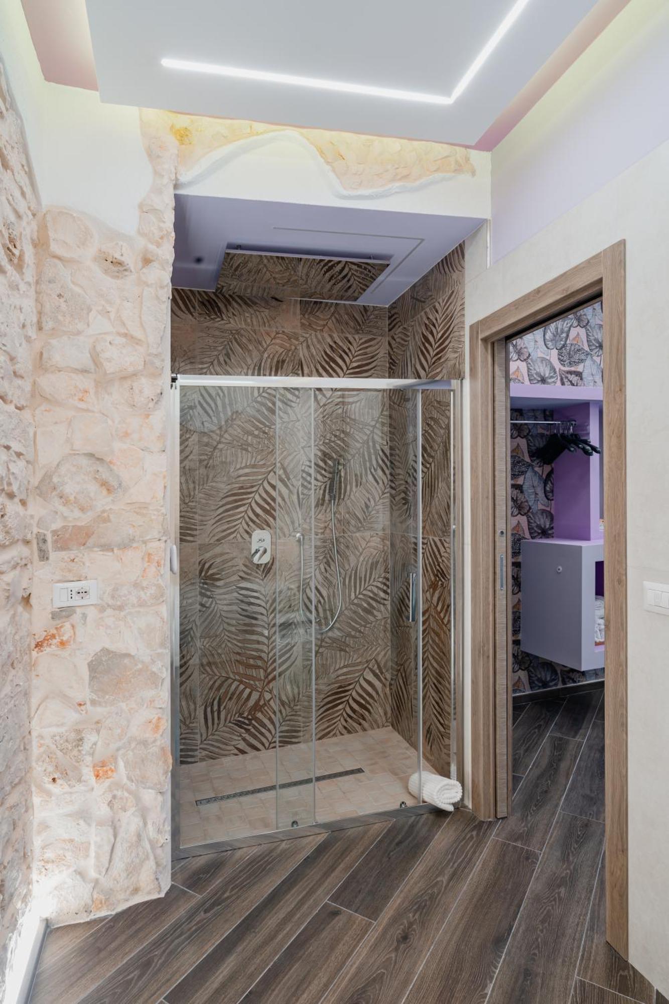 Luxuite Spa Con Piscina E Jacuzzi Алберобело Екстериор снимка